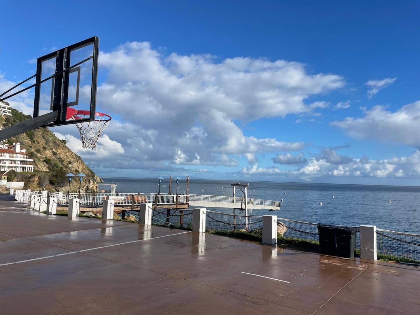 Appartamento Catalina Island Getaway With 6 Seat Golf Cart Ac Avalon Esterno foto