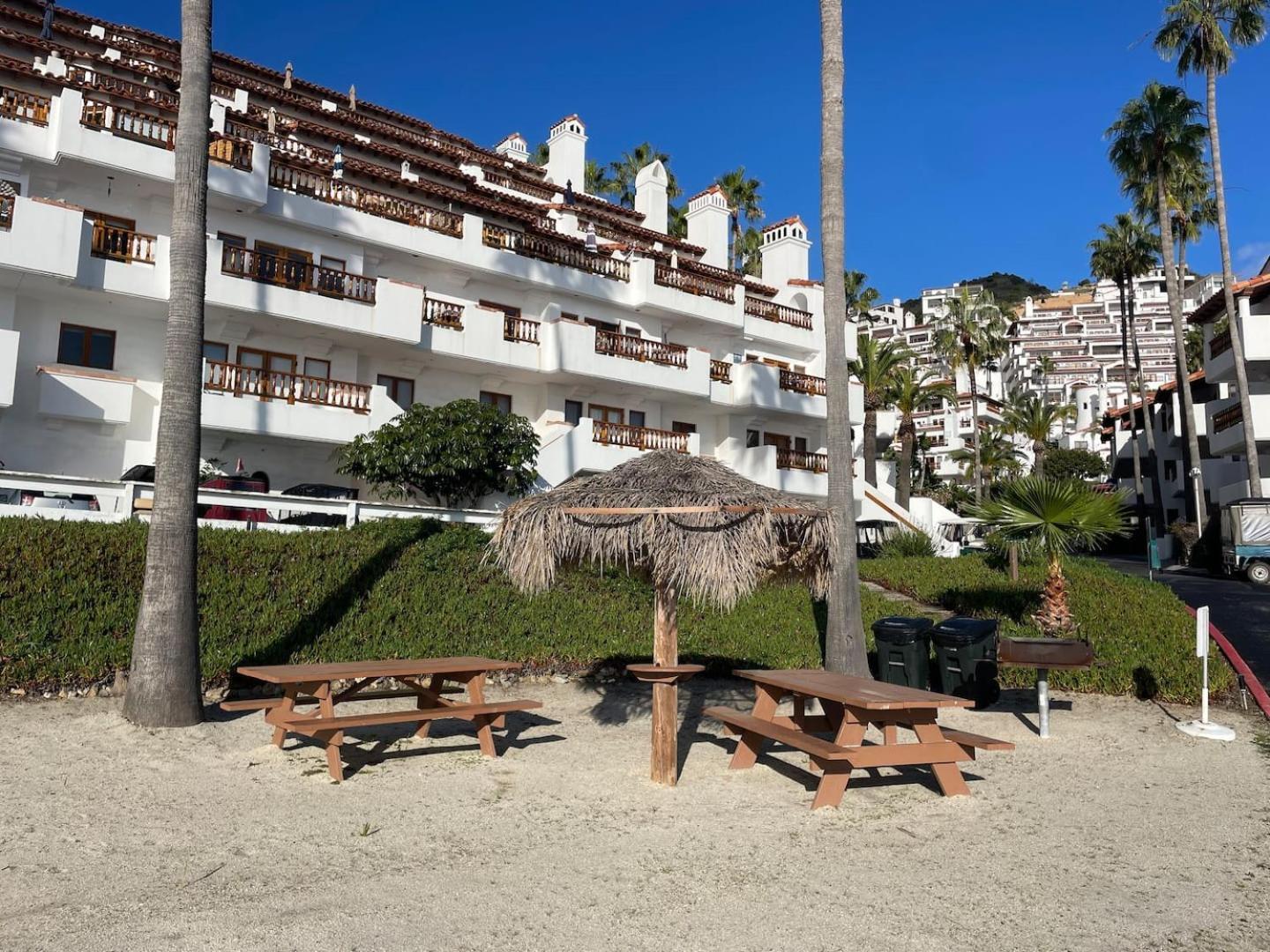Appartamento Catalina Island Getaway With 6 Seat Golf Cart Ac Avalon Esterno foto