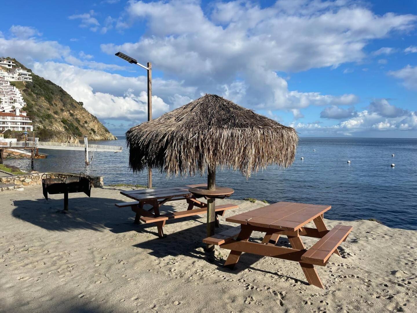 Appartamento Catalina Island Getaway With 6 Seat Golf Cart Ac Avalon Esterno foto